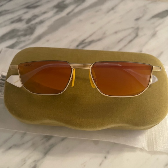 GUCCI UNISEX ORANGE MIRROR , SAME STYLE WORE TO THE GRAMMYS ON BILLIE EILISH - Picture 8 of 16